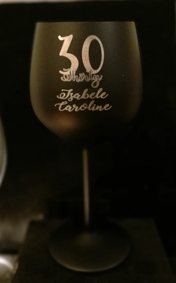 Grabado Laser Cristal Copa Vino Negra 30 Aniversario