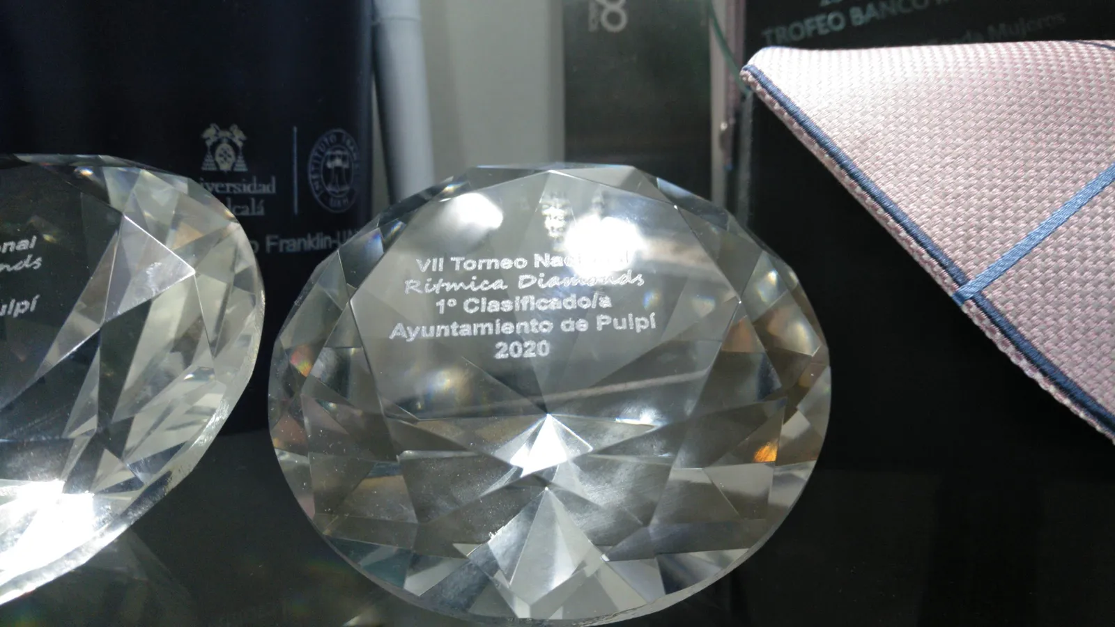 Grabado Laser Cristal Trofeo Diamante Ritmica