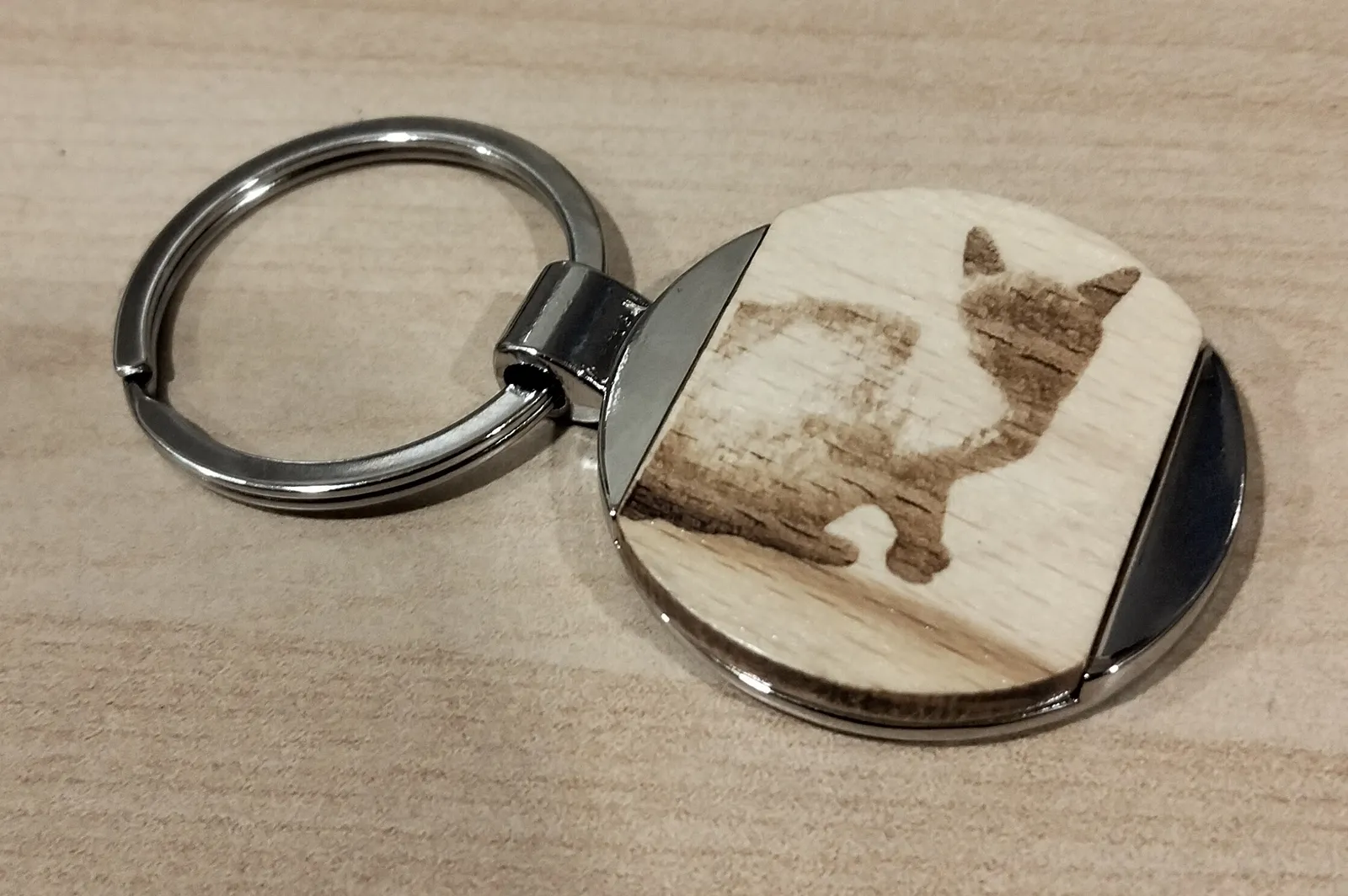 Grabado Laser Llavero Madera Redondo Silueta Gato