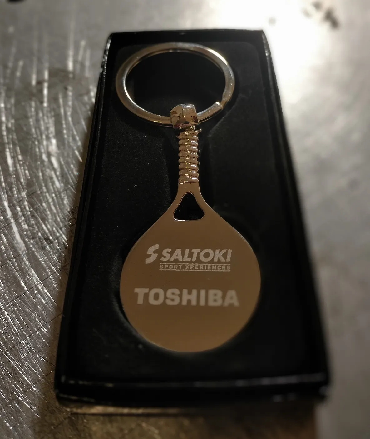 Grabado Laser Llavero Raqueta Padel Saltoki Toshiba