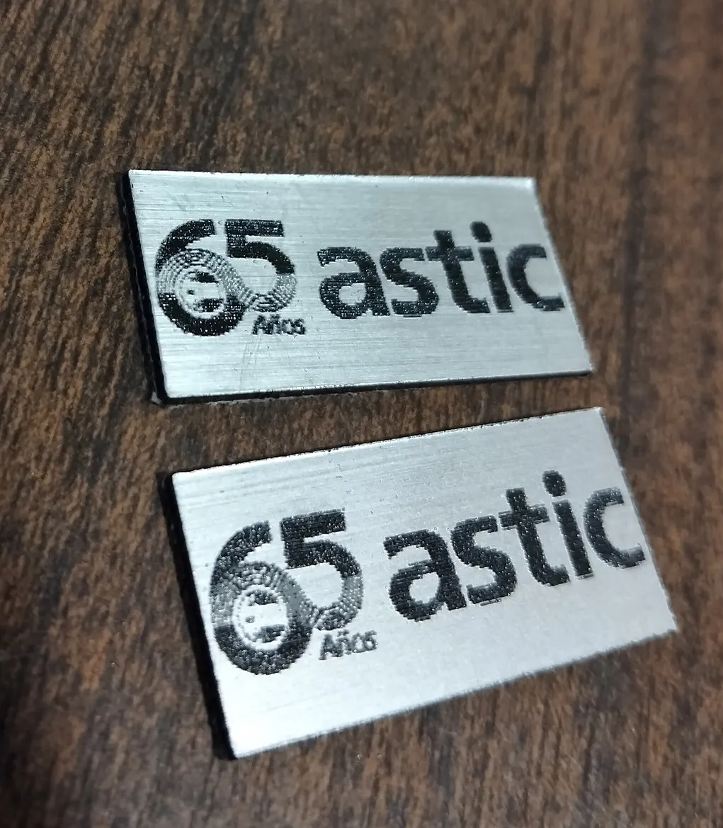 Grabado Laser Metal Placas Identificativas 65 Astic