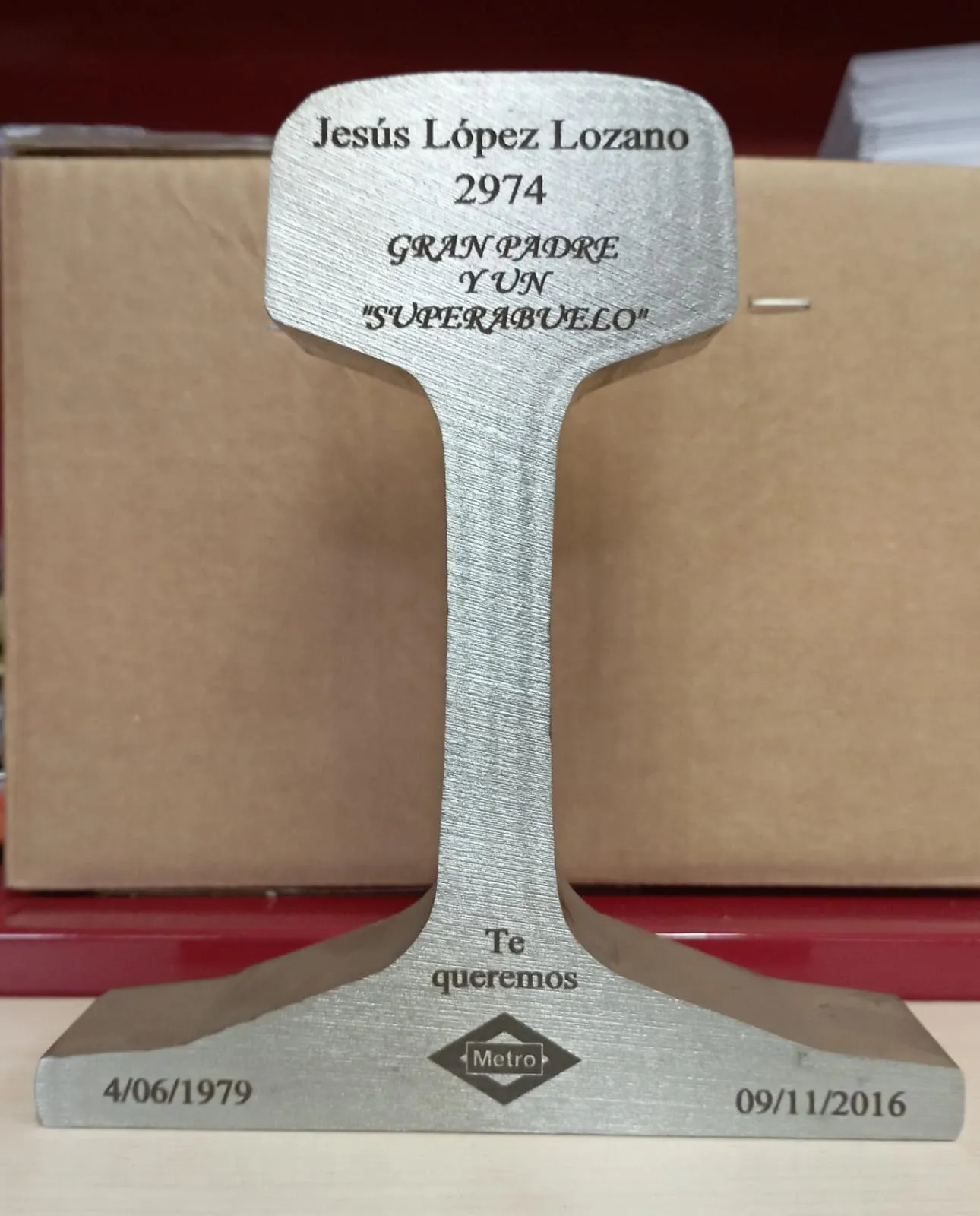 Grabado Laser Metal Via Metro Madrid Jesus Lopez